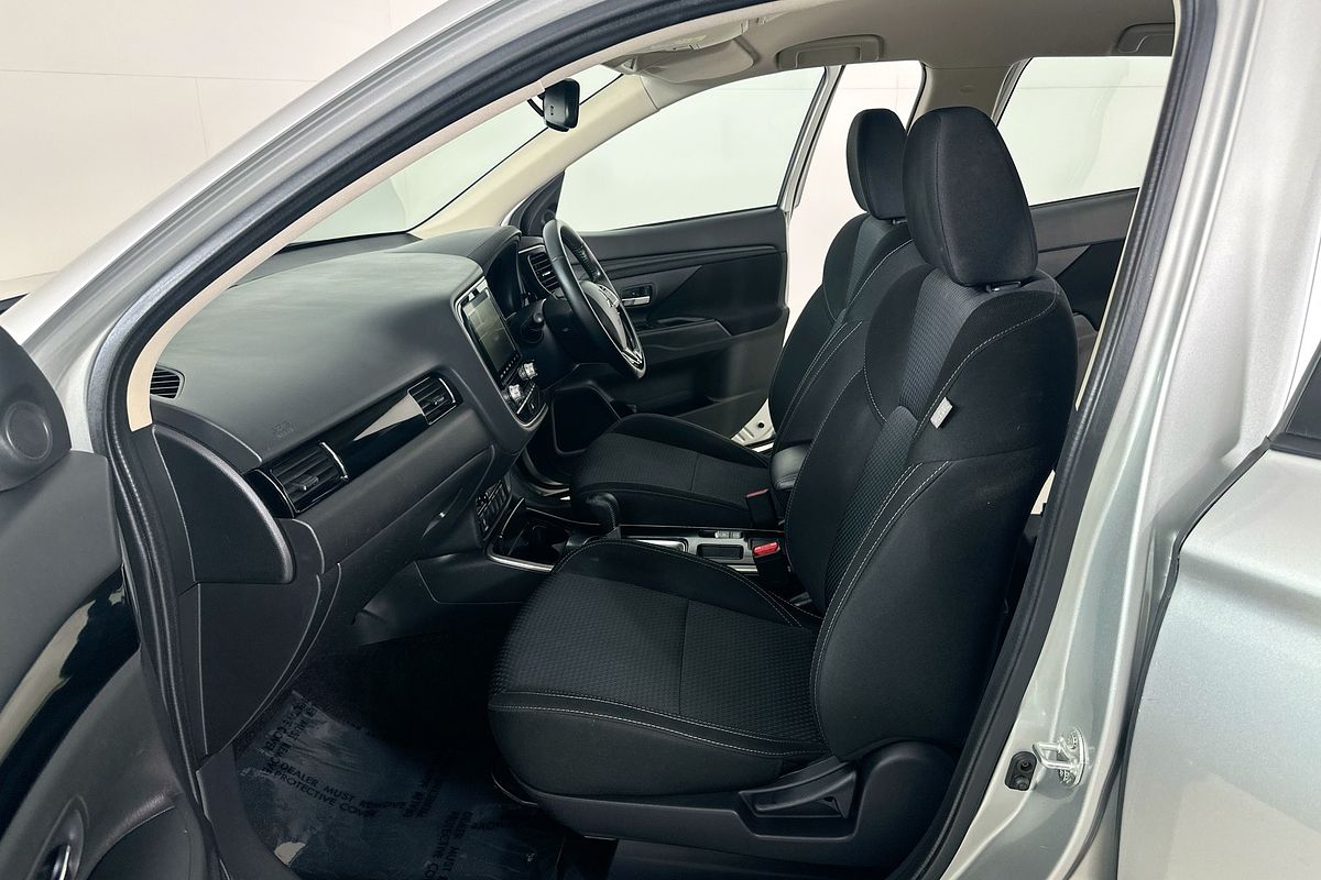 2019 Mitsubishi OUTLANDER ES 7 SEAT (2WD) ZL MY20