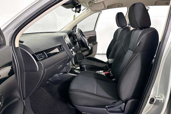 2021 Mitsubishi OUTLANDER ES 7 SEAT (AWD) ZL MY21