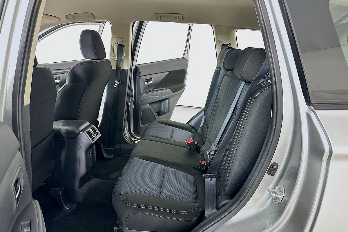 2019 Mitsubishi OUTLANDER ES 7 SEAT (AWD) ZL MY19