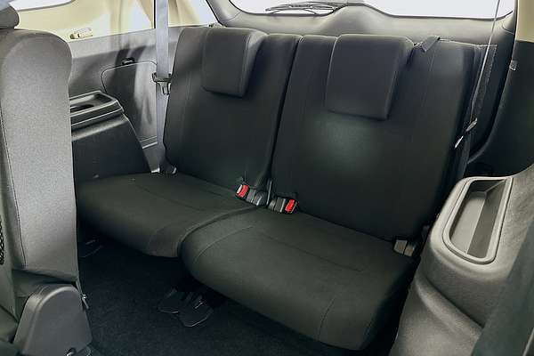 2018 Mitsubishi OUTLANDER ES 7 SEAT (2WD) ZL MY18.5