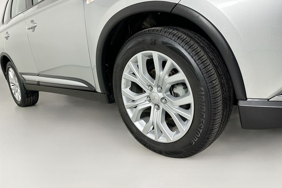 2021 Mitsubishi OUTLANDER ES 7 SEAT (AWD) ZL MY21