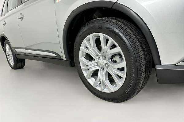 2021 Mitsubishi OUTLANDER ES 7 SEAT (AWD) ZL MY21