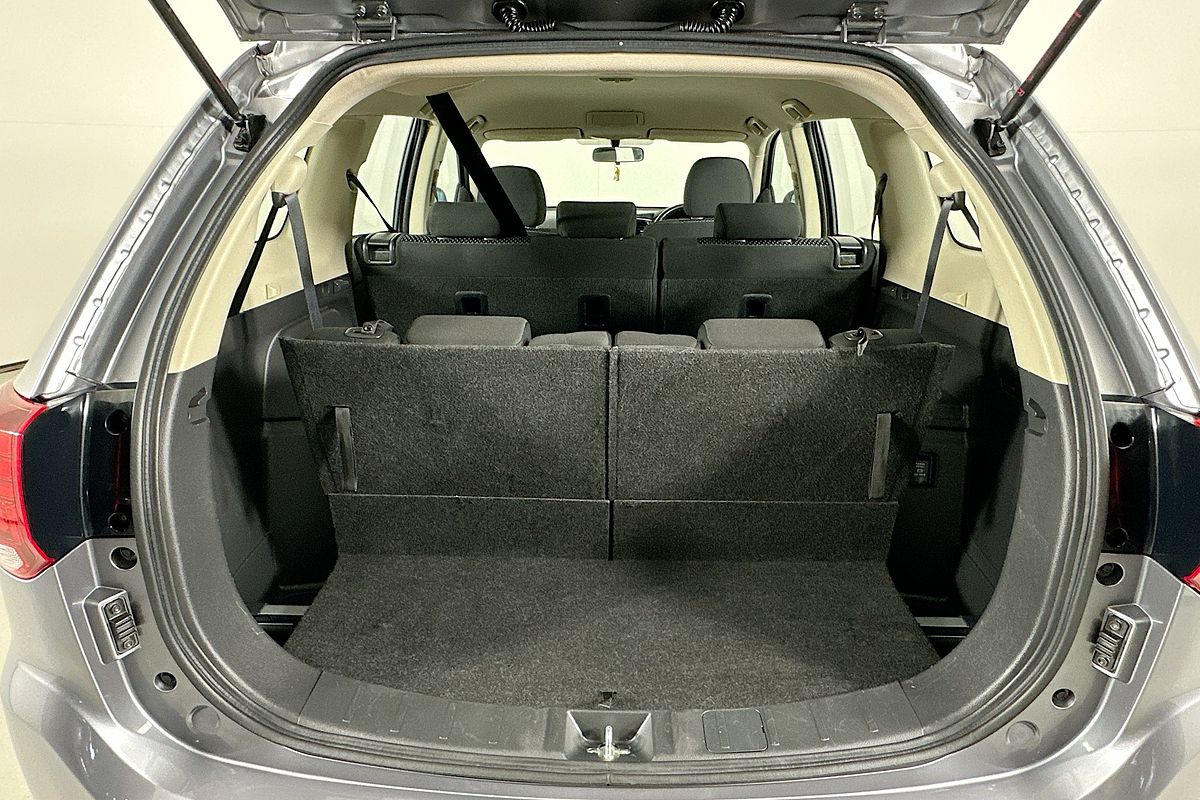 2018 Mitsubishi OUTLANDER ES 7 SEAT (2WD) ZL MY18.5