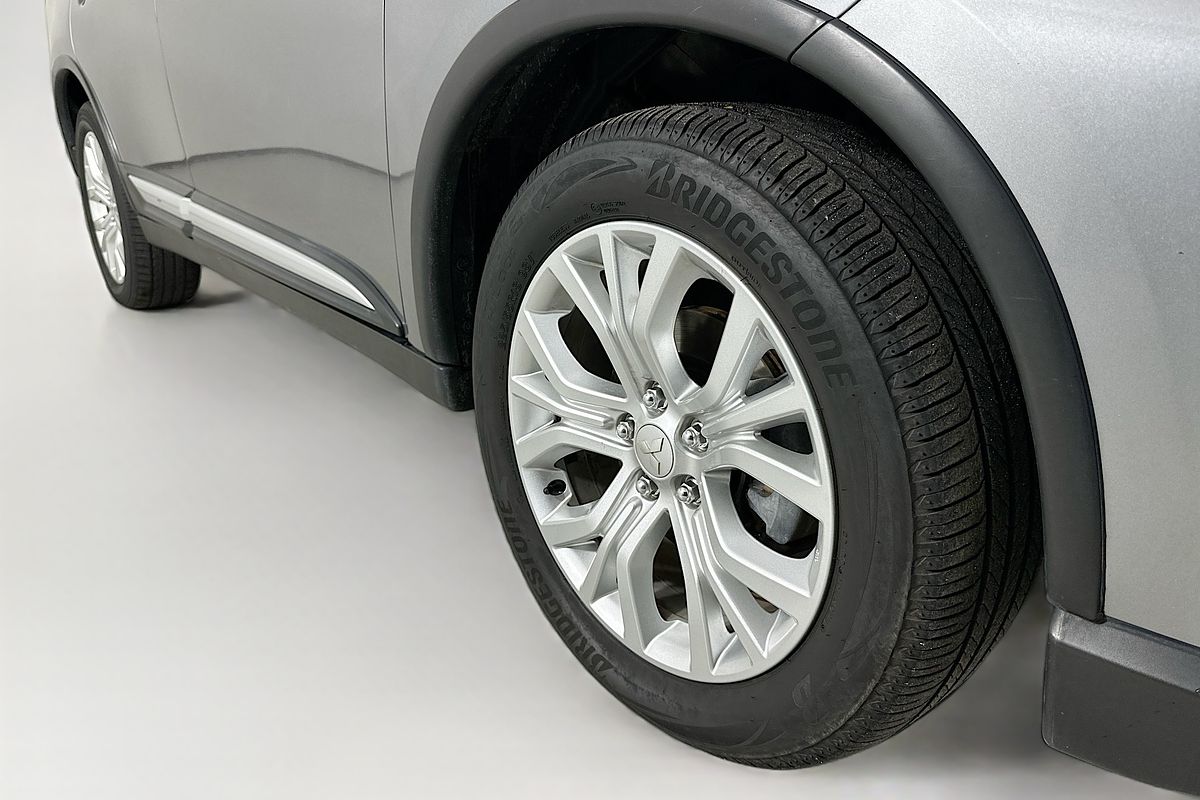 2021 Mitsubishi OUTLANDER ES 7 SEAT (AWD) ZL MY21