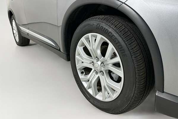 2021 Mitsubishi OUTLANDER ES 7 SEAT (AWD) ZL MY21