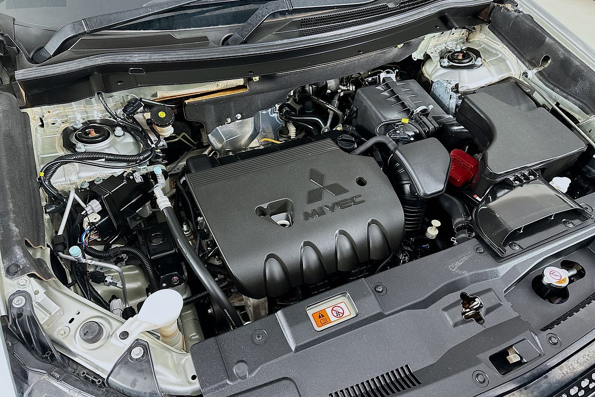 2021 Mitsubishi OUTLANDER ES 7 SEAT (AWD) ZL MY21