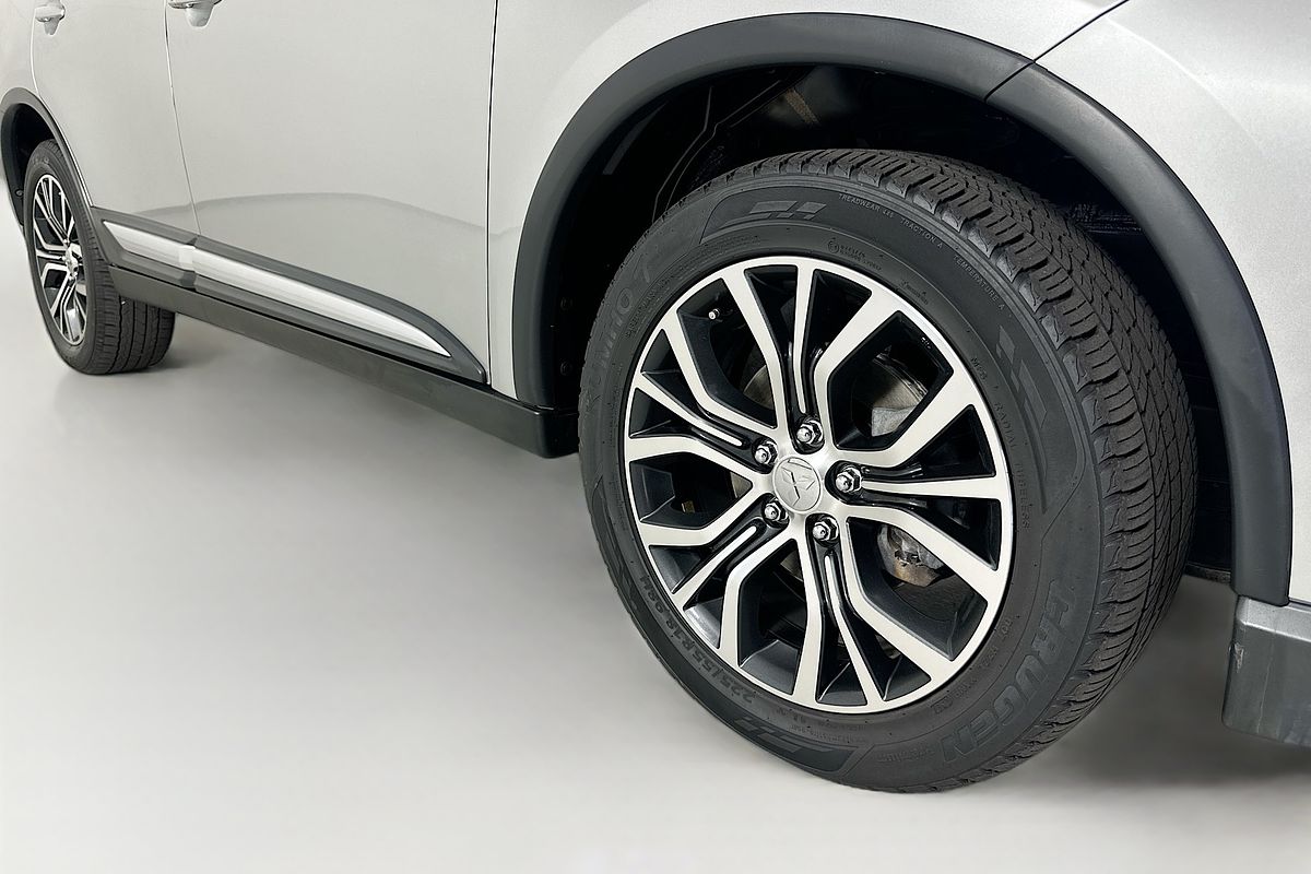 2017 Mitsubishi OUTLANDER LS SAFETY PACK (4x4) 5 SEATS ZK MY18