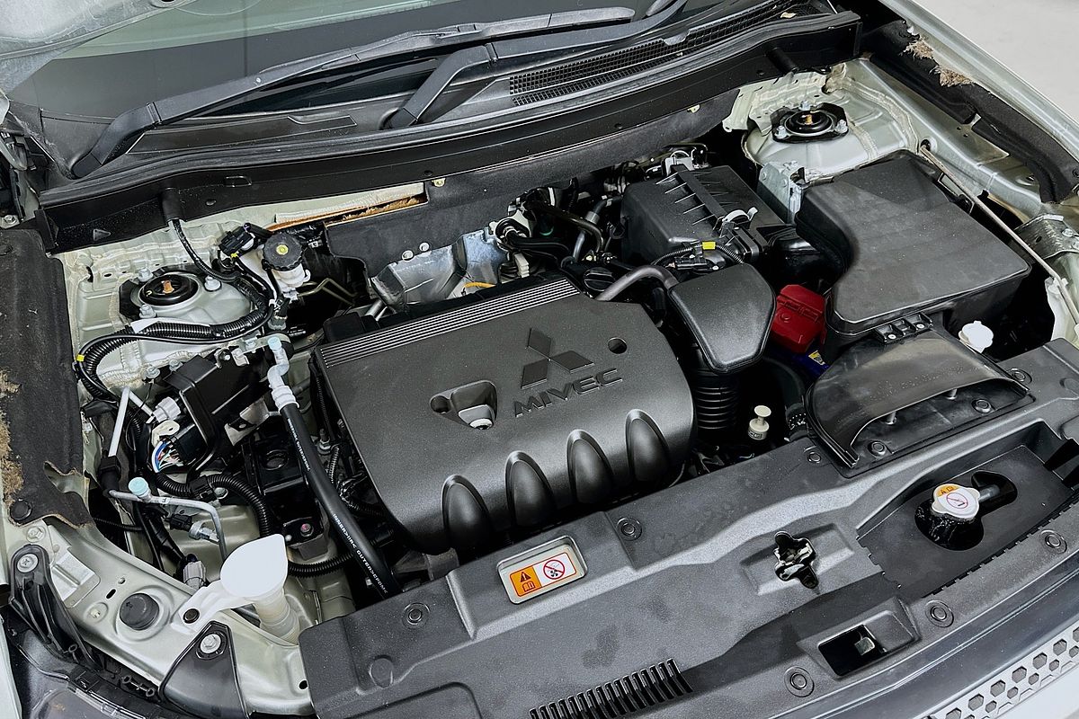 2021 Mitsubishi OUTLANDER ES 7 SEAT (AWD) ZL MY21