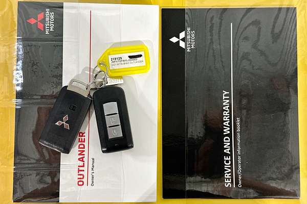 2021 Mitsubishi OUTLANDER LS 7 SEAT (2WD) ZL MY21