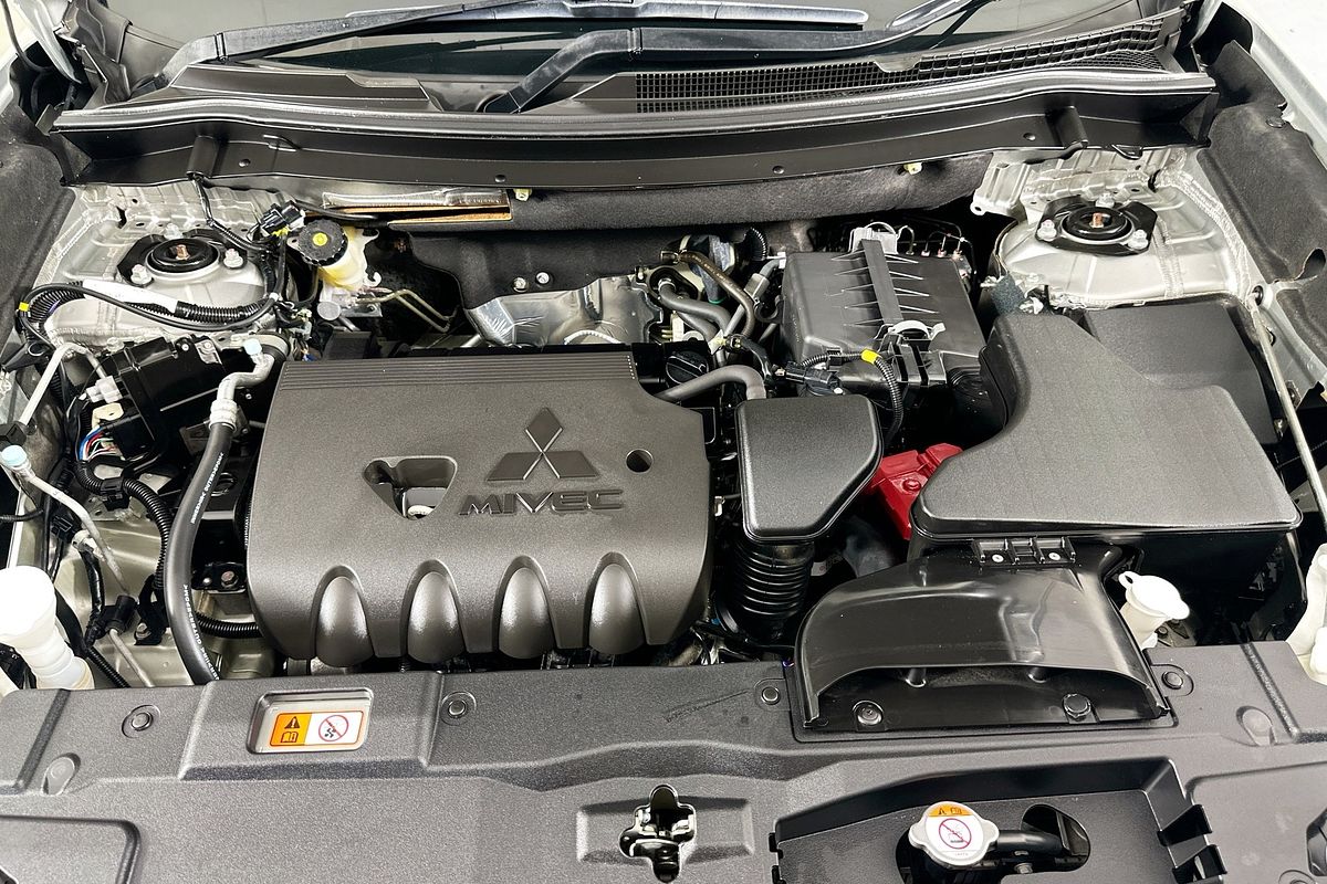 2018 Mitsubishi OUTLANDER LS 7 SEAT (2WD) ZL MY19