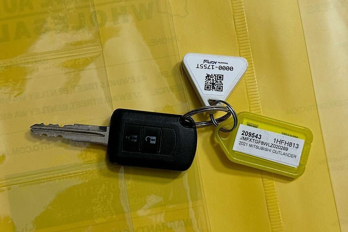 2021 Mitsubishi OUTLANDER ES 7 SEAT (AWD) ZL MY21