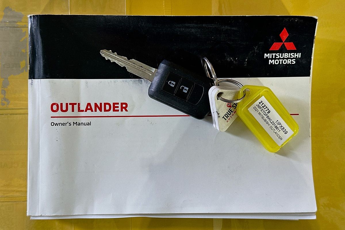 2021 Mitsubishi OUTLANDER ES 7 SEAT (AWD) ZL MY21