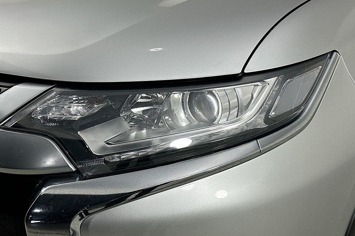 2020 Mitsubishi OUTLANDER ES 7 SEAT (AWD) ZL MY20