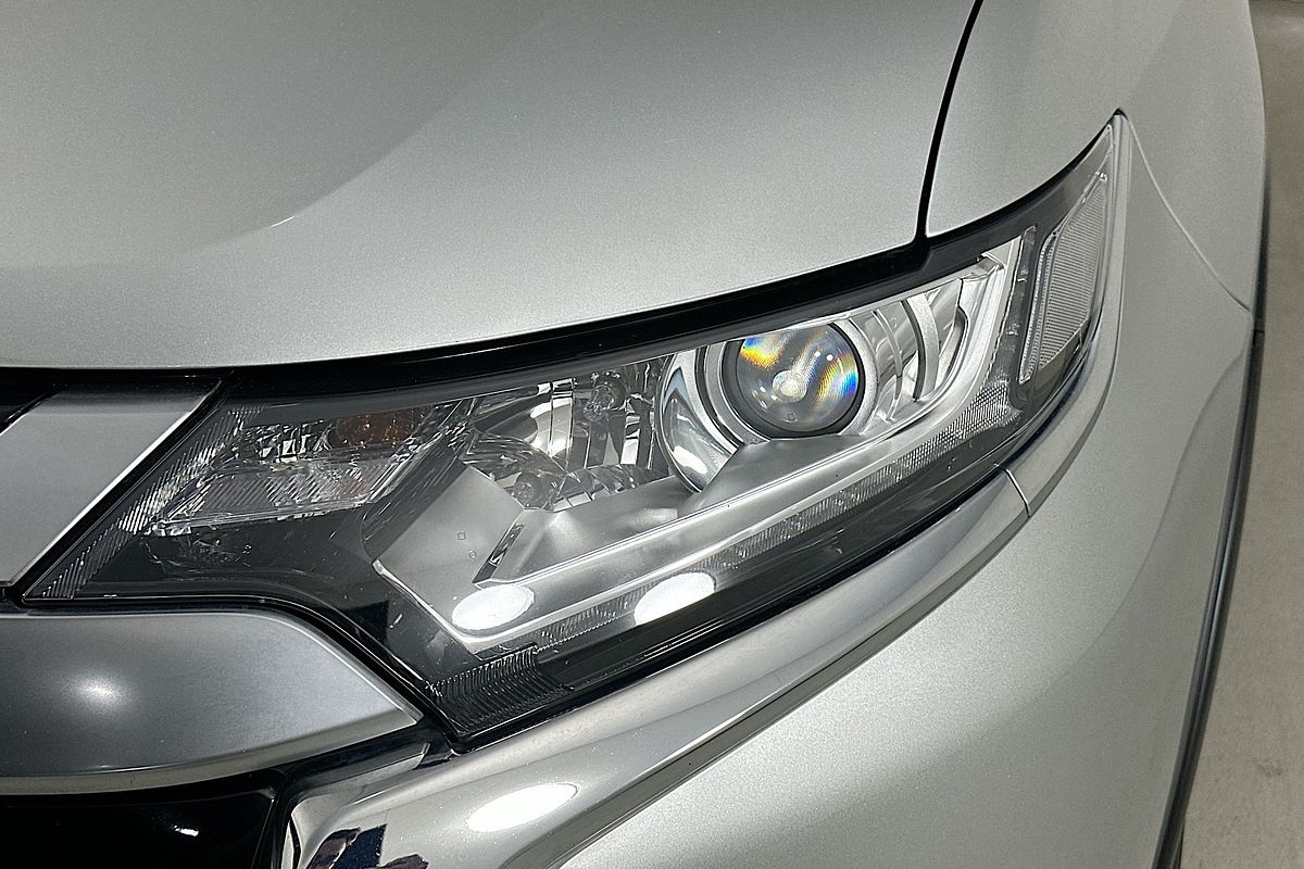 2021 Mitsubishi OUTLANDER ES 7 SEAT (AWD) ZL MY21