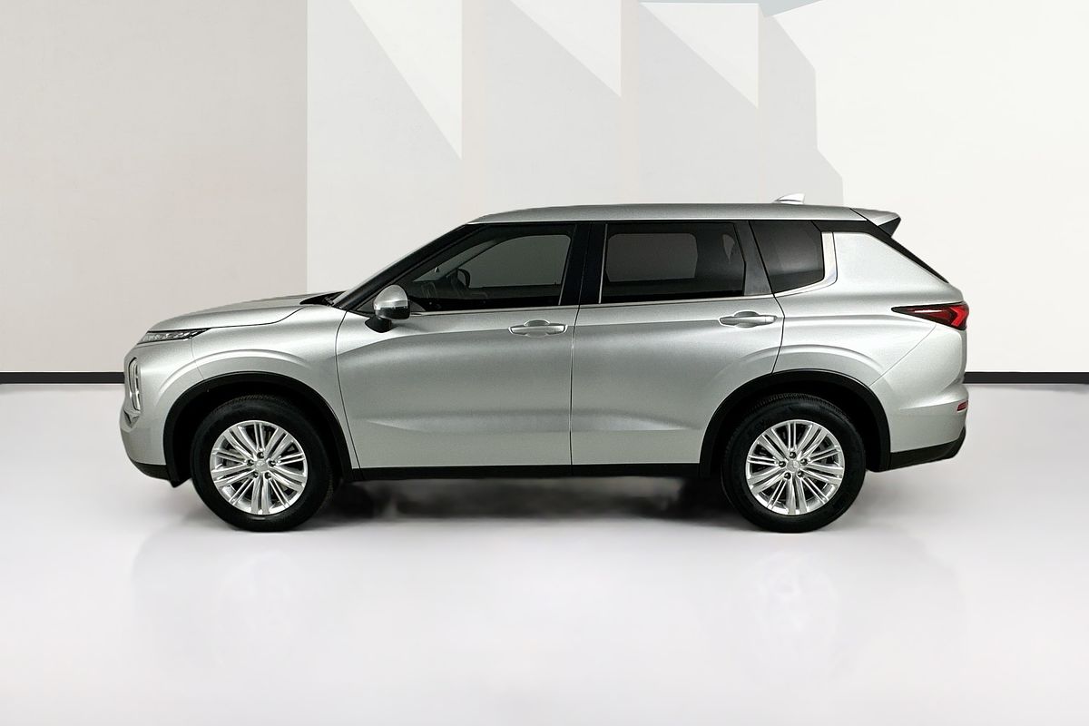 2021 Mitsubishi OUTLANDER ES 7 SEAT (2WD) ZM MY22