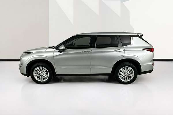 2021 Mitsubishi OUTLANDER ES 7 SEAT (2WD) ZM MY22