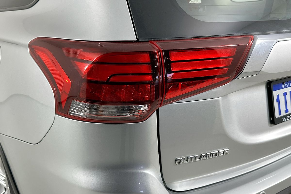 2021 Mitsubishi OUTLANDER ES 7 SEAT (AWD) ZL MY21
