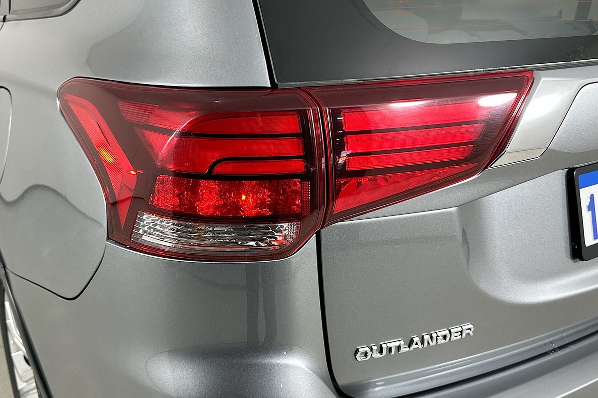 2021 Mitsubishi OUTLANDER ES 7 SEAT (AWD) ZL MY21