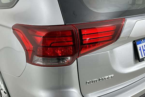 2020 Mitsubishi OUTLANDER ES 7 SEAT (AWD) ZL MY20