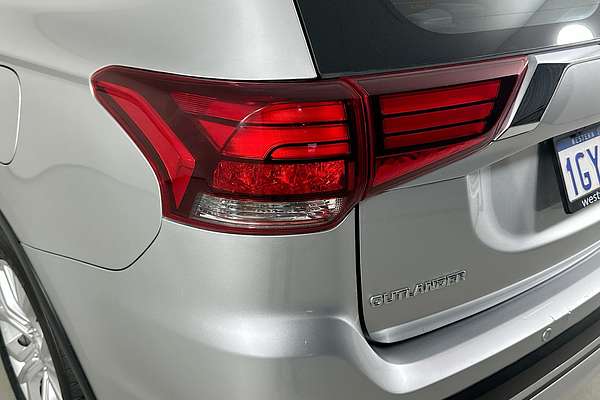 2019 Mitsubishi OUTLANDER ES 7 SEAT (2WD) ZL MY20
