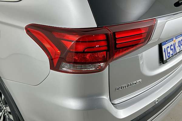 2018 Mitsubishi OUTLANDER LS 7 SEAT (2WD) ZL MY19