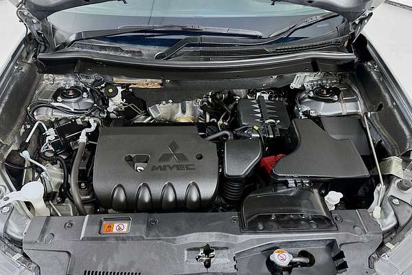 2021 Mitsubishi OUTLANDER ES 7 SEAT (AWD) ZL MY21