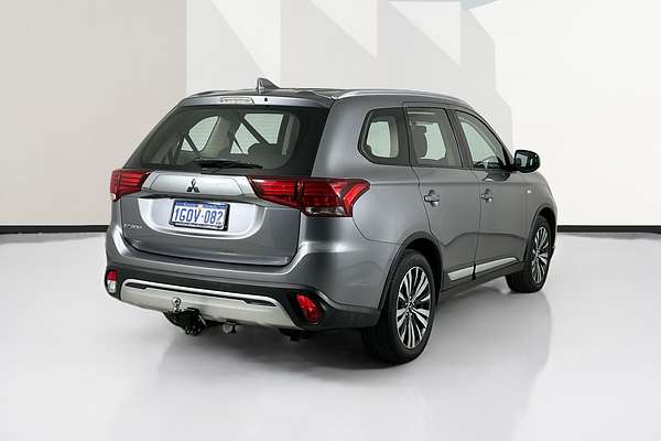 2018 Mitsubishi OUTLANDER ES 7 SEAT (2WD) ZL MY18.5