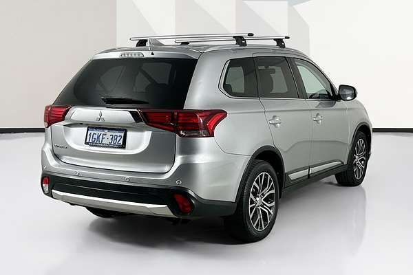 2017 Mitsubishi OUTLANDER LS SAFETY PACK (4x4) 5 SEATS ZK MY18