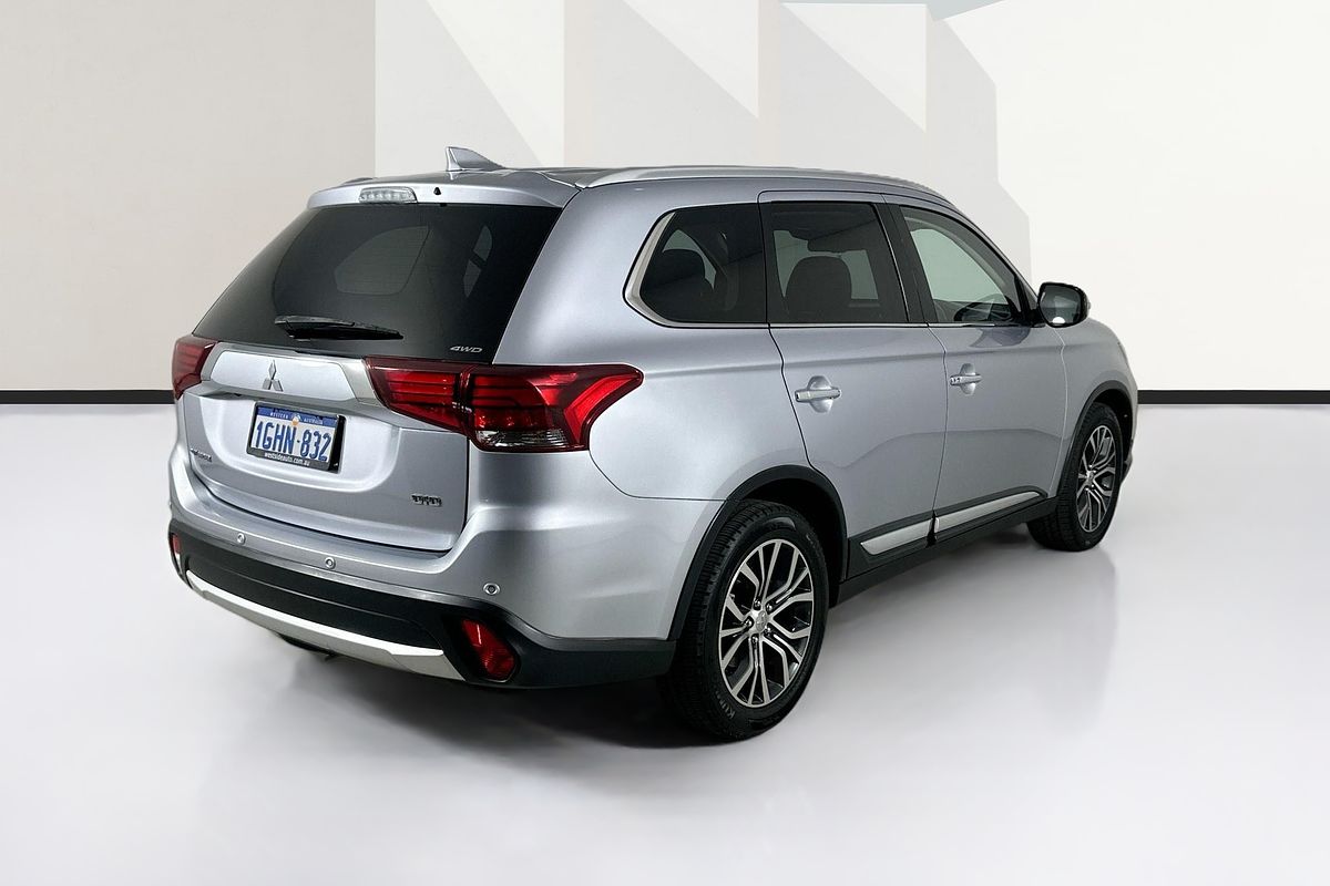 2016 Mitsubishi OUTLANDER EXCEED (4x4) ZK MY16