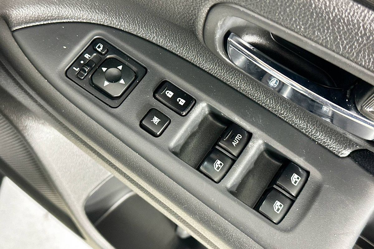 2016 Mitsubishi OUTLANDER EXCEED (4x4) ZK MY16