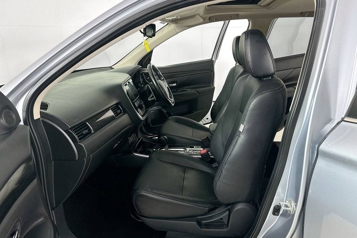 2016 Mitsubishi OUTLANDER EXCEED (4x4) ZK MY16