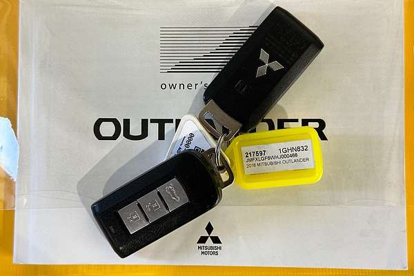 2016 Mitsubishi OUTLANDER EXCEED (4x4) ZK MY16