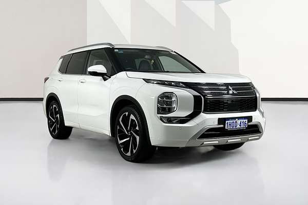 2022 Mitsubishi OUTLANDER Exceed ZM