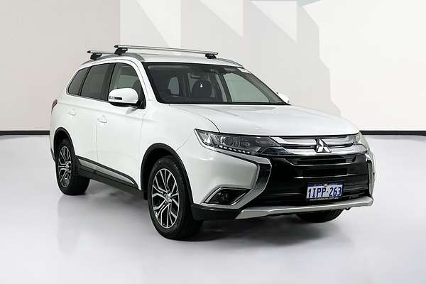 2016 Mitsubishi OUTLANDER LS SAFETY PACK (4x4) 7 SEATS ZK MY17