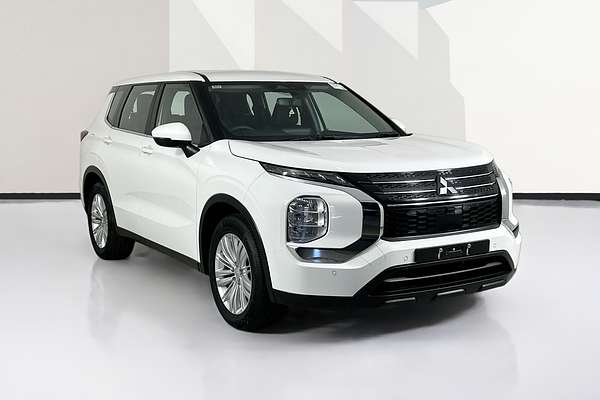 2023 Mitsubishi OUTLANDER ES 7 SEAT (2WD) ZM MY23