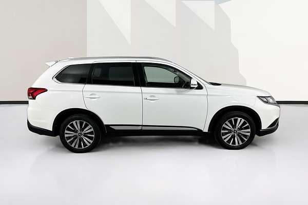 2021 Mitsubishi Outlander LS ZL