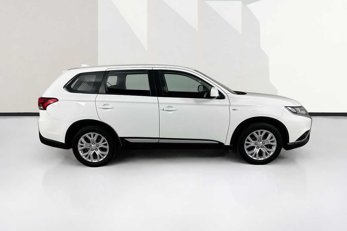 2021 Mitsubishi OUTLANDER ES 7 SEAT (2WD) ZL MY21