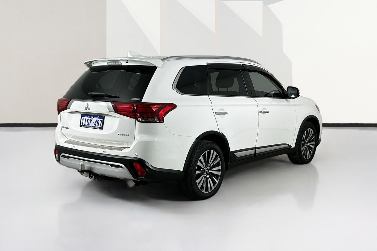 2020 Mitsubishi OUTLANDER Exceed ZL