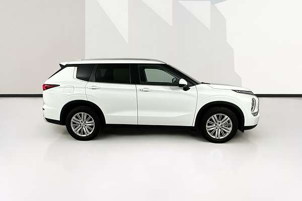 2024 Mitsubishi OUTLANDER LS 7 SEAT (2WD) ZM MY24