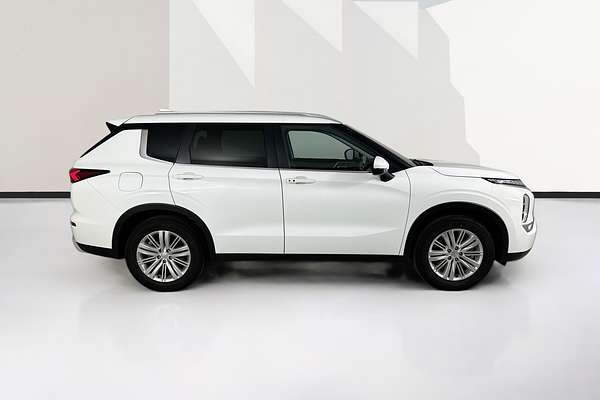 2024 Mitsubishi OUTLANDER LS 7 SEAT (2WD) ZM MY24