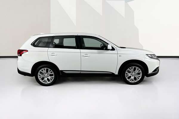 2021 Mitsubishi OUTLANDER ES 7 SEAT (AWD) ZL MY21