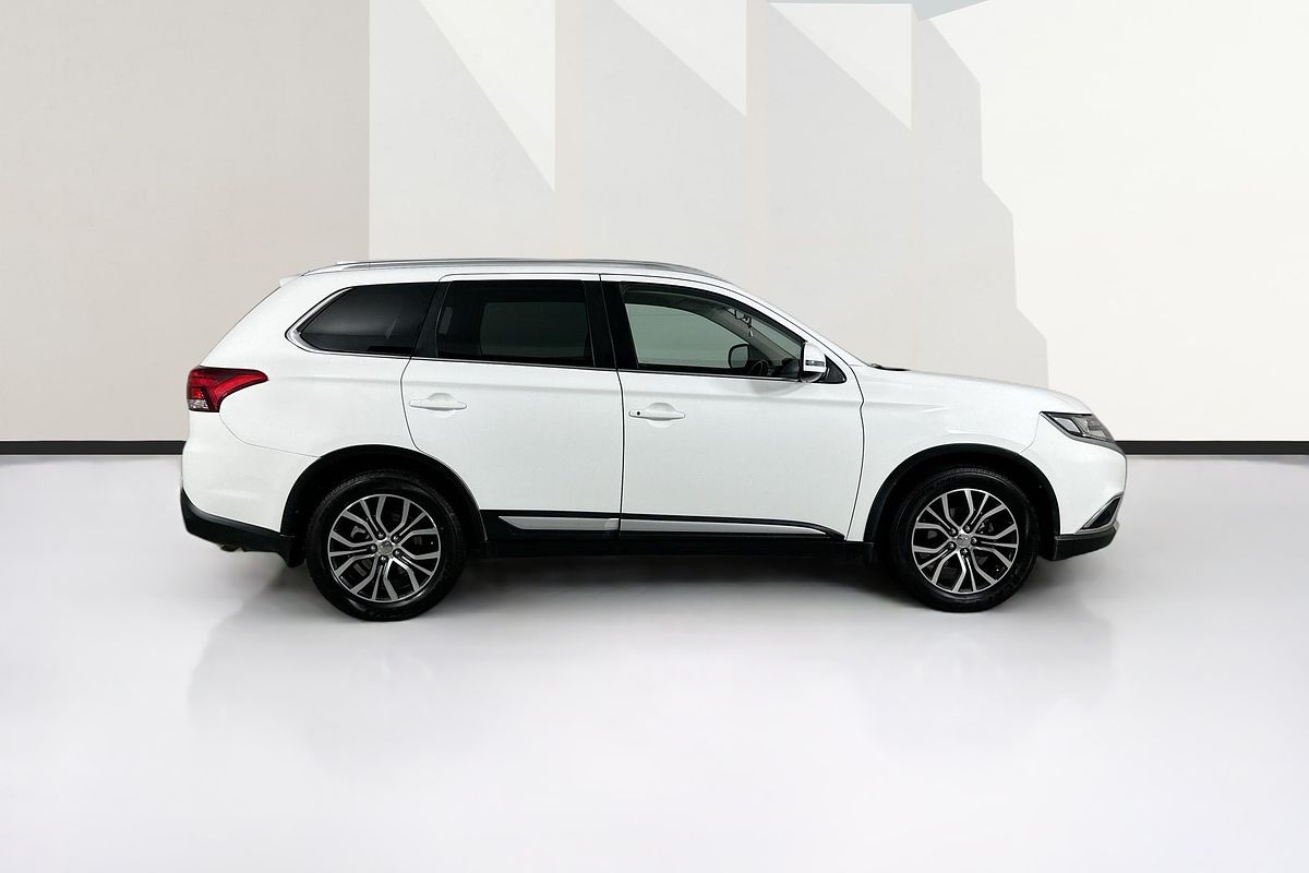 2017 Mitsubishi OUTLANDER LS SAFETY PACK (4x4) 7 SEATS ZK MY17