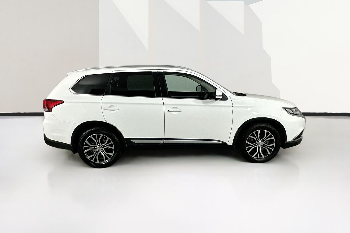 2017 Mitsubishi OUTLANDER LS SAFETY PACK (4x4) 7 SEATS ZK MY17