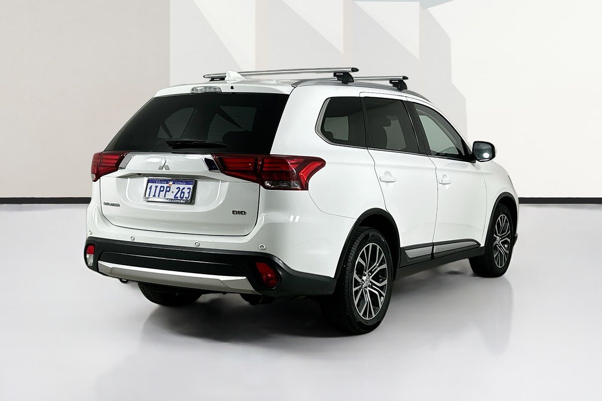 2016 Mitsubishi OUTLANDER LS SAFETY PACK (4x4) 7 SEATS ZK MY17