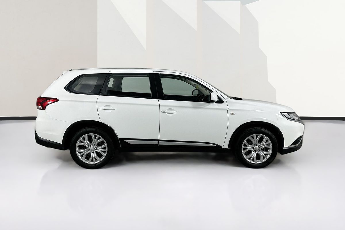2021 Mitsubishi OUTLANDER ES 7 SEAT (2WD) ZL MY21
