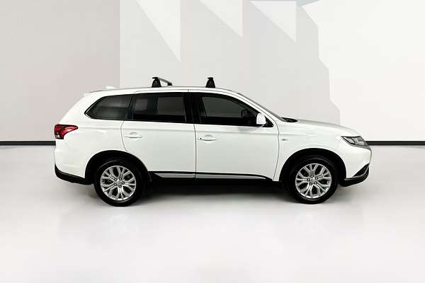 2020 Mitsubishi OUTLANDER ES 7 SEAT (2WD) ZL MY21