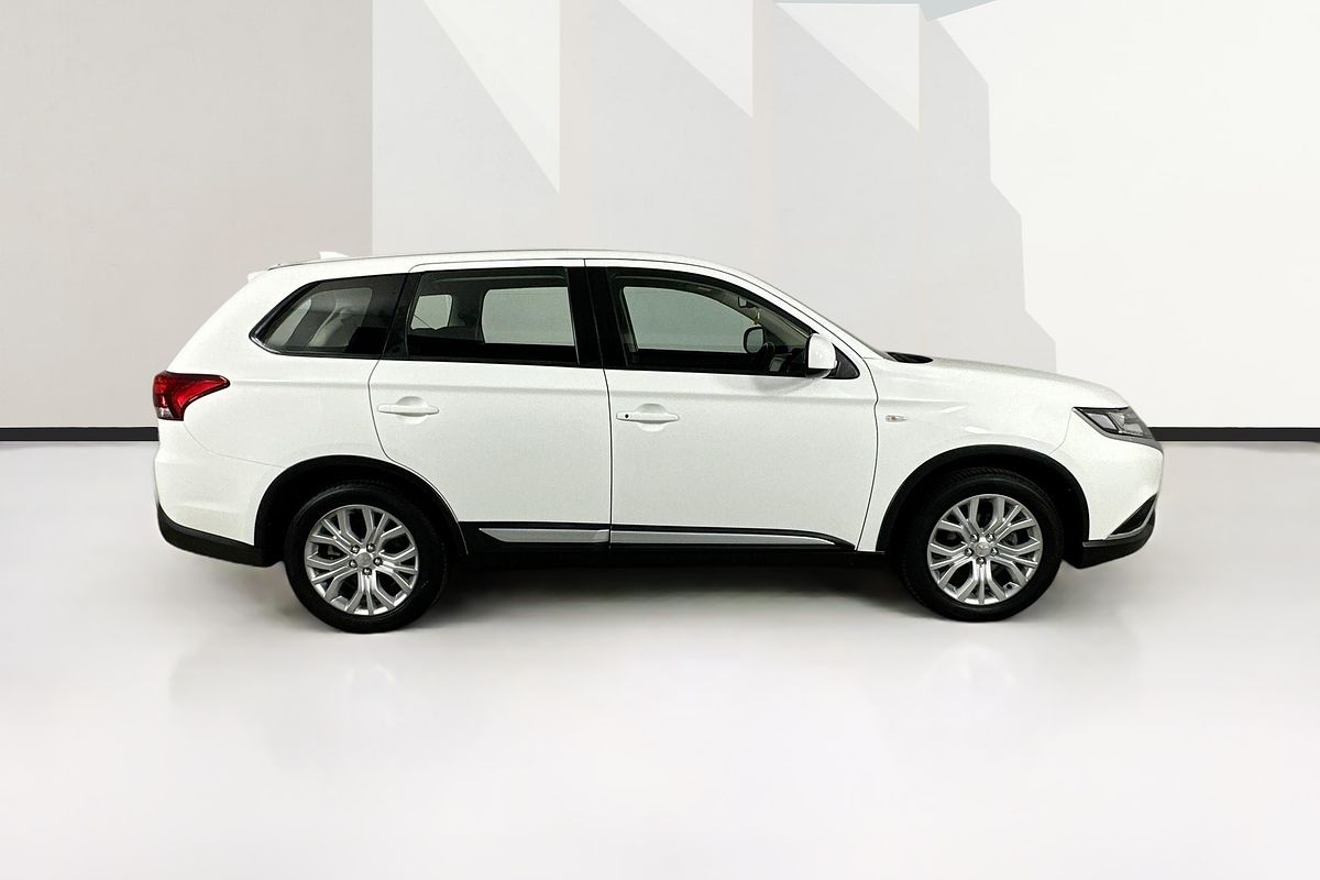 2021 Mitsubishi OUTLANDER ES 7 SEAT (2WD) ZL MY21
