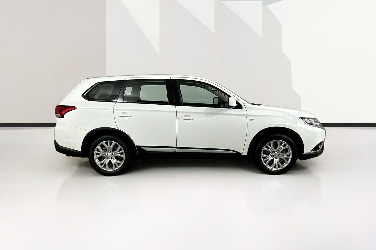 2021 Mitsubishi OUTLANDER ES 7 SEAT (2WD) ZL MY21