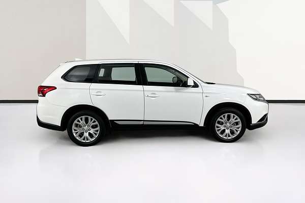 2021 Mitsubishi OUTLANDER ES 7 SEAT (AWD) ZL MY21