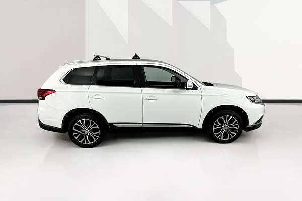 2017 Mitsubishi OUTLANDER LS (4x2) ZK MY17